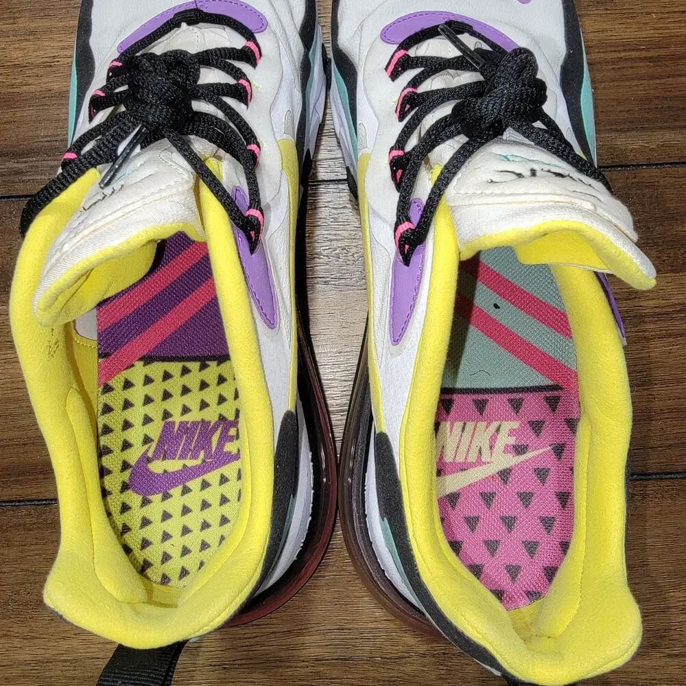 Nike Air Max 270 React 